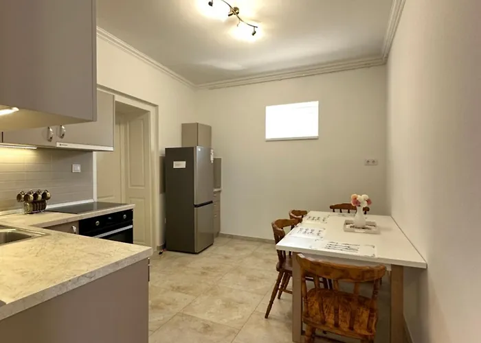 Noemi Apartment *